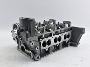 Culasse d'un Ford Grand C-Max (DXA) 1.0 Ti-VCT EcoBoost 12V 125 2020