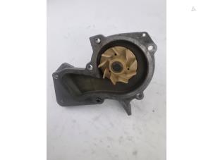 Pompe à eau d'un Ford Kuga II 1.5 EcoBoost 16V 150 2019