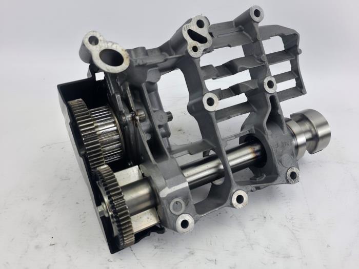 Gebrauchte Ausgleichswelle Ford Grand C-Max (DXA) 1.0 Ti-VCT EcoBoost 12V 125 Preis € 242,00 Mit Mehrwertsteuer angeboten von WH Carparts