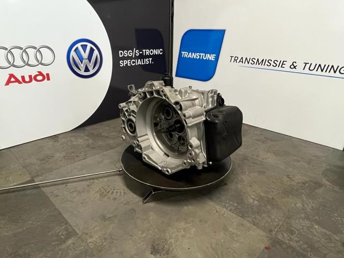 Getriebe van een Volkswagen Golf VII (AUA) 2.0 GTI 16V Performance Package 2013