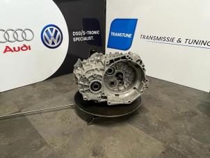 Getriebe van een Volkswagen Golf VII (AUA) 2.0 GTI 16V Performance Package 2013