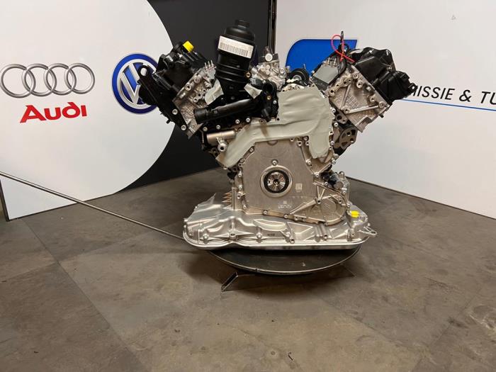 Motor van een Audi Q7 (4MB/4MG) 3.0 TDI V6 24V Ultra 2015