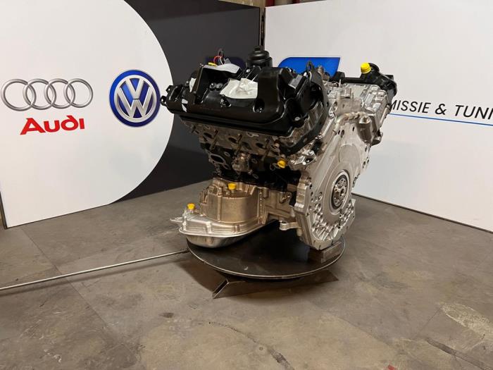 Motor van een Audi A5 (F53/F5P) 3.0 TDI V6 24V Quattro 2017