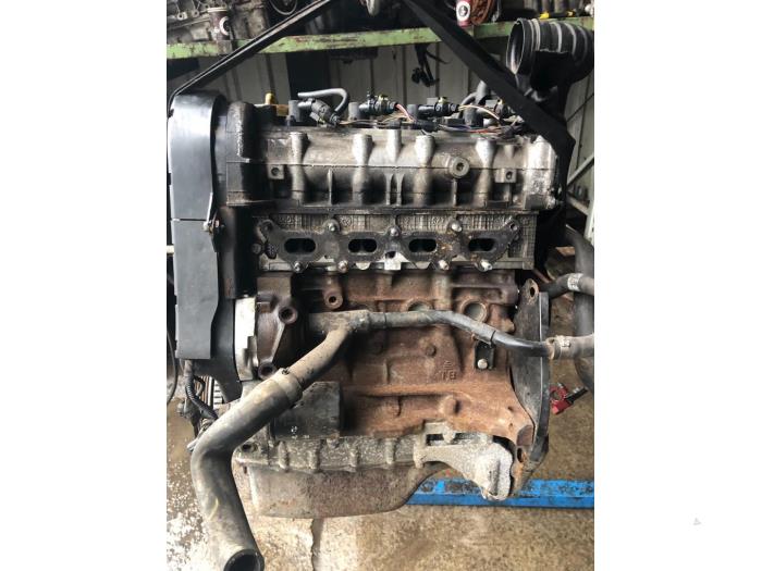 Used Engine Fiat Punto II (188) 1.2 16V 3-Drs. Price € 250,00 Margin scheme offered by Umit Sloperij