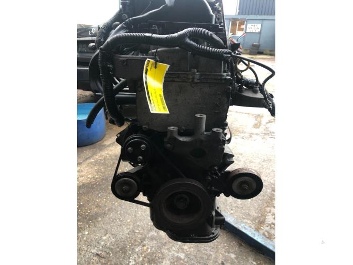 Usagé Moteur Nissan Micra (K12) 1.2 16V Prix € 250,00 Règlement à la marge proposé par Umit Sloperij