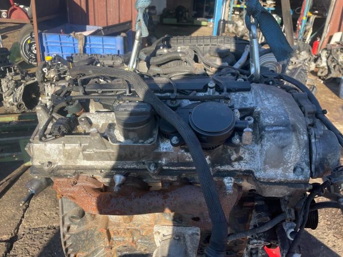 Gebrauchte Motor Mercedes C-Klasse Preis € 800,00 Margenregelung angeboten von Umit Sloperij