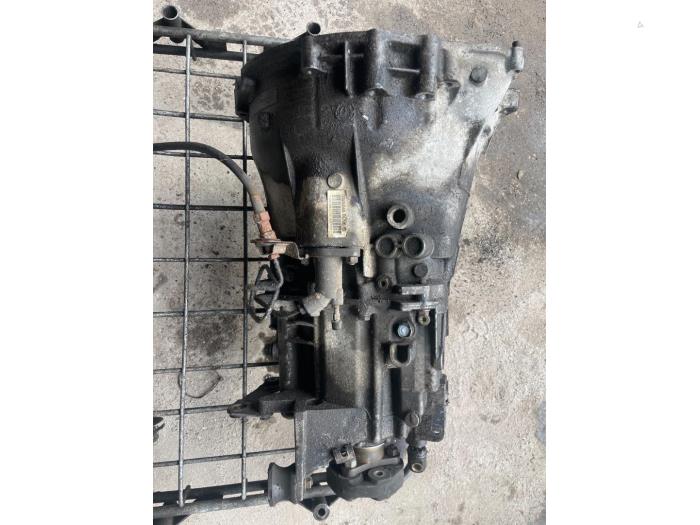 Gebrauchte Getriebe BMW 3 serie (E46/4) 318i 16V Preis € 200,00 Margenregelung angeboten von Umit Sloperij