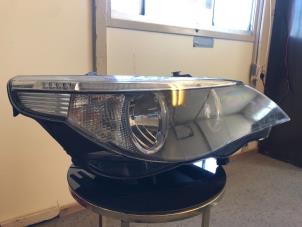 Used Headlight, right BMW 5 serie (E60) 520i 24V Price € 200,00 Margin scheme offered by Umit Sloperij