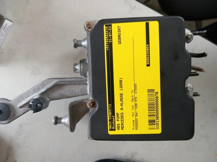 Begagnade ABS-pump Mercedes A (W169) 1.5 A-150 3-Drs. Pris € 80,00 Marginaltabell erbjuds av Umit Sloperij
