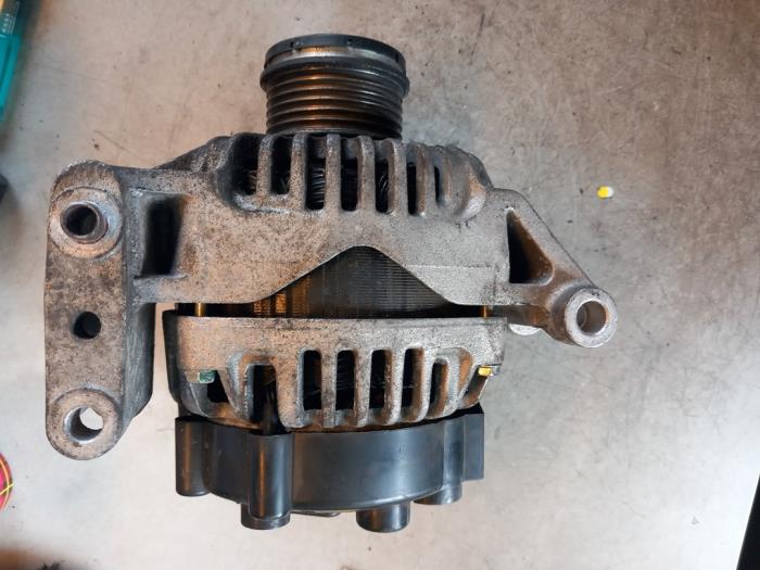 Begagnade Dynamo Fiat Fiorino (225) 1.3 JTD 16V Multijet Pris € 65,00 Marginaltabell erbjuds av Umit Sloperij