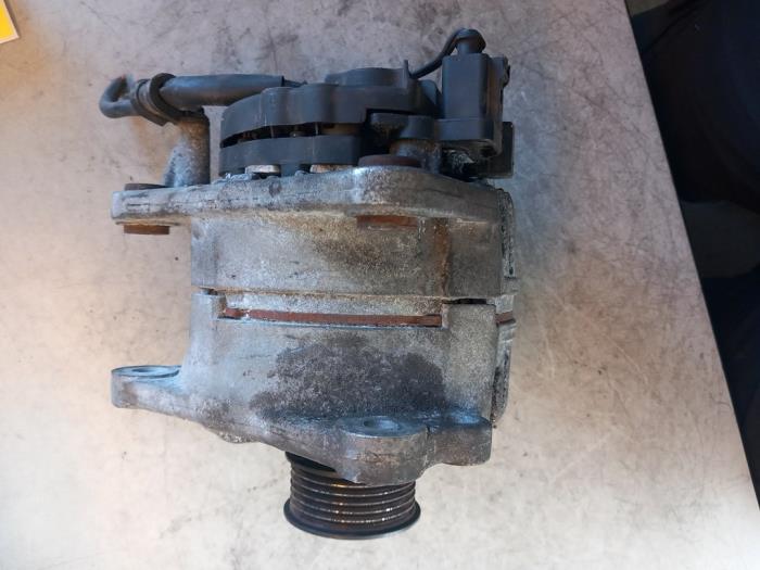 Dynamo van een Seat Ibiza III (6L1) 1.4 16V 75 2006