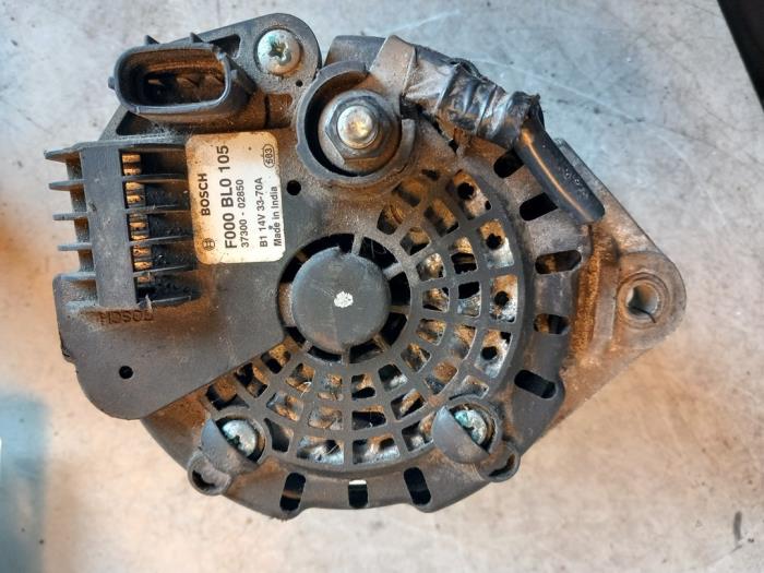 Usagé Dynamo Hyundai i10 (F5) 1.1i 12V Prix € 45,00 Règlement à la marge proposé par Umit Sloperij