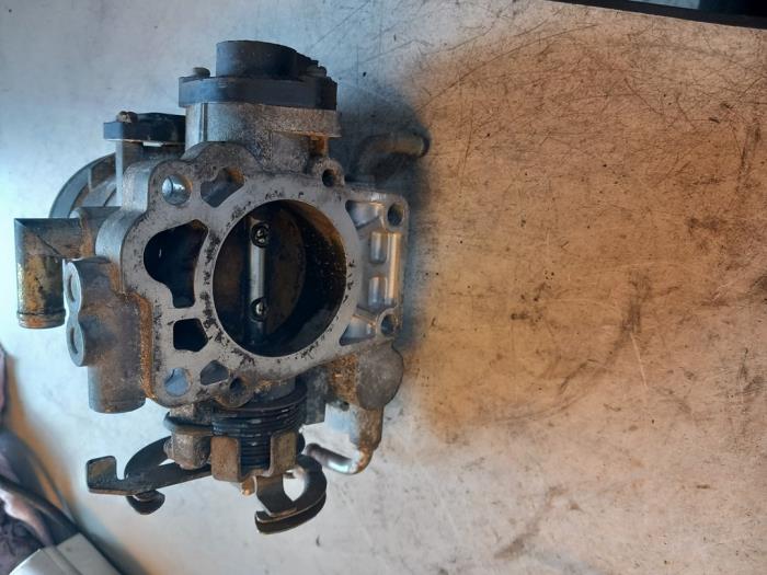Gebrauchte Drosselklappengehäuse Suzuki Baleno (GC/GD) 1.8 16V Preis € 45,00 Margenregelung angeboten von Umit Sloperij