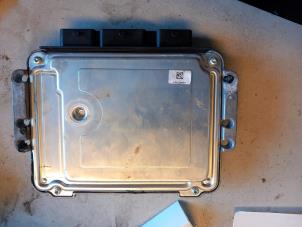 Engine management computer from a Ford C-Max (DM2) 1.6 TDCi 16V 109 2009