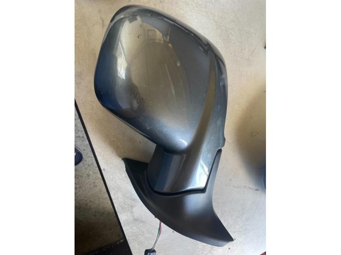 Wing mirror, left from a Peugeot Partner Tepee (7A/B/C/D/E/F/G/J/P/S) 1.6 BlueHDi 100 2018