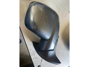 Used Wing mirror, left Peugeot Partner Tepee (7A/B/C/D/E/F/G/J/P/S) 1.6 BlueHDi 100 Price € 100,00 Margin scheme offered by Umit Sloperij
