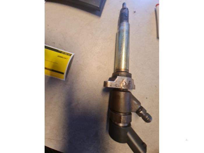 Usagé Injecteurs Citroen Berlingo Cinqspace, Multispace 1.6 BlueHDI 75 Prix € 60,00 Règlement à la marge proposé par Umit Sloperij