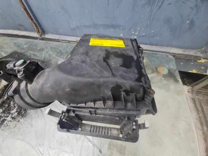 Gebrauchte Luftfiltergehäuse Mercedes A (W176) 1.8 A-180 CDI 16V Autom. Preis € 50,00 Margenregelung angeboten von Umit Sloperij