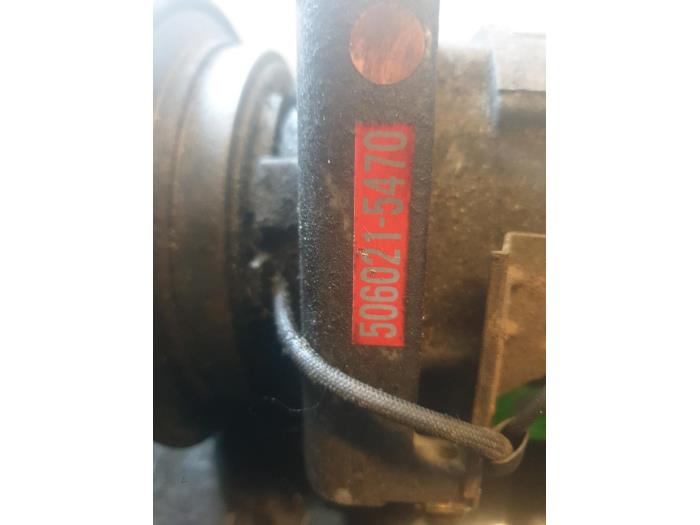 Usagé Pompe clim Nissan Almera (N15) 1.4 LX,GX,S 16V Prix € 40,00 Règlement à la marge proposé par Umit Sloperij