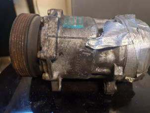 Used Air conditioning pump Volkswagen Golf IV (1J1) 1.6 Price € 75,00 Margin scheme offered by Umit Sloperij