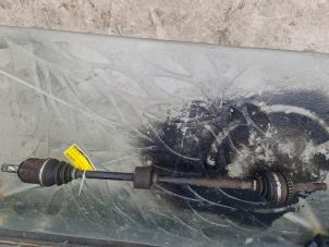Used Front drive shaft, right Opel Corsa C (F08/68) 1.4 16V Price € 30,00 Margin scheme offered by Umit Sloperij