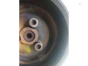 Pompe de direction d'un Volkswagen Golf IV (1J1) 1.4 16V 2004