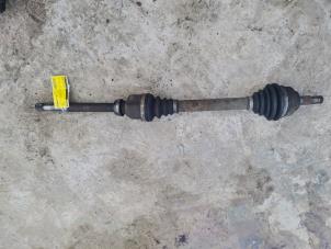 Used Front drive shaft, right Peugeot 207 SW (WE/WU) 1.6 HDi Price € 40,00 Margin scheme offered by Umit Sloperij