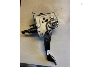 Used Brake pedal Kia Picanto (JA) 1.0 T-GDI 12V Price € 50,00 Margin scheme offered by Umit Sloperij