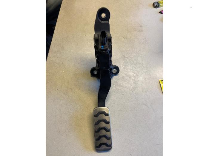 Begagnade Gaspedalsensor Kia Picanto (JA) 1.0 T-GDI 12V Pris € 50,00 Marginaltabell erbjuds av Umit Sloperij
