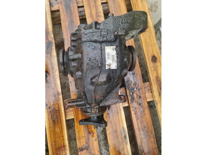 Gebrauchte Differential hinten BMW 3 serie Touring (E91) 325d 24V Preis € 175,00 Margenregelung angeboten von Umit Sloperij