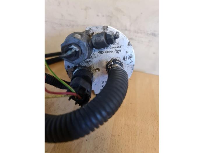 Usagé Pompe ESP Volkswagen Passat (3B3) 1.9 TDI 130 Prix € 60,00 Règlement à la marge proposé par Umit Sloperij
