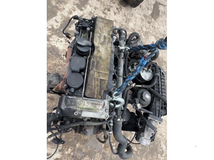 Engine Mercedes E 2.2 E-220 CDI 16V - 646961 646961