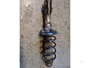 Used Front shock absorber rod, right Volkswagen Lupo (6X1) 1.4 60 Price € 40,00 Margin scheme offered by Umit Sloperij