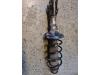 Front shock absorber rod, right from a Volkswagen Lupo (6X1), 1998 / 2005 1.4 60, Hatchback, 2-dr, Petrol, 1.390cc, 44kW (60pk), FWD, AUD, 2000-10 / 2005-05, 6X1 2002