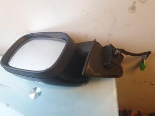 Used Wing mirror, right Volvo XC90 I 2.4 D5 20V Price € 200,00 Margin scheme offered by Umit Sloperij