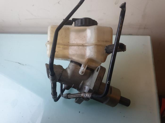 Gebrauchte Hauptbremszylinder BMW 3 serie Touring (E91) 318d 16V Preis € 25,00 Margenregelung angeboten von Umit Sloperij