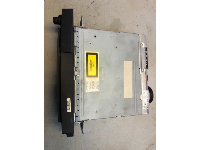 Usagé Module navigation BMW 5 serie (E60) 520i 24V Prix € 120,00 Règlement à la marge proposé par Umit Sloperij
