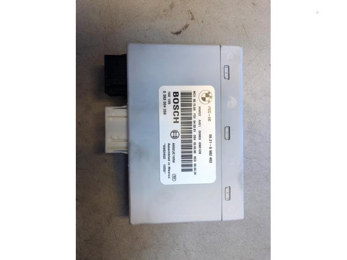 Begagnade PDC-modul BMW 3 serie (E90) 320d 16V Pris € 50,00 Marginaltabell erbjuds av Umit Sloperij