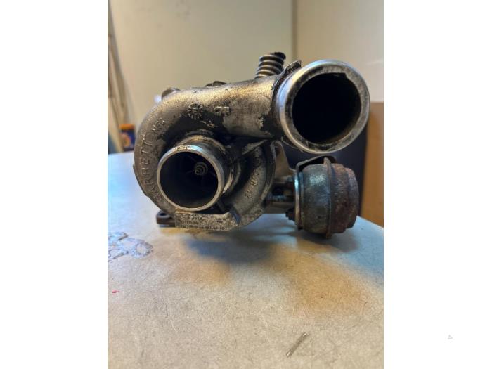 Usagé Turbo Alfa Romeo 147 (937) 1.9 JTD Prix € 100,00 Règlement à la marge proposé par Umit Sloperij
