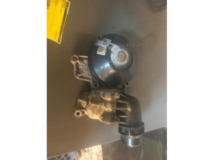 Begagnade Vattenpump BMW 5 serie (F10) 530d 24V Pris € 50,00 Marginaltabell erbjuds av Umit Sloperij