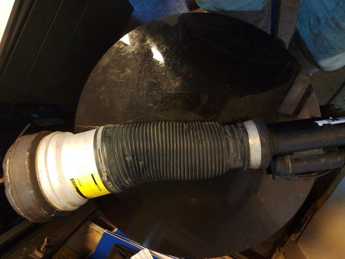 Air suspension shock absorber