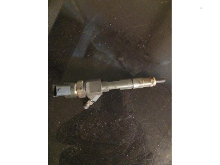 Usagé Injecteurs Opel Vivaro A 2.0 CDTI Prix € 40,00 Règlement à la marge proposé par Umit Sloperij