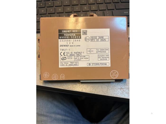 Usagé Ordinateur smart entry Lexus IS (E2) 220d 16V Prix € 25,00 Règlement à la marge proposé par Umit Sloperij