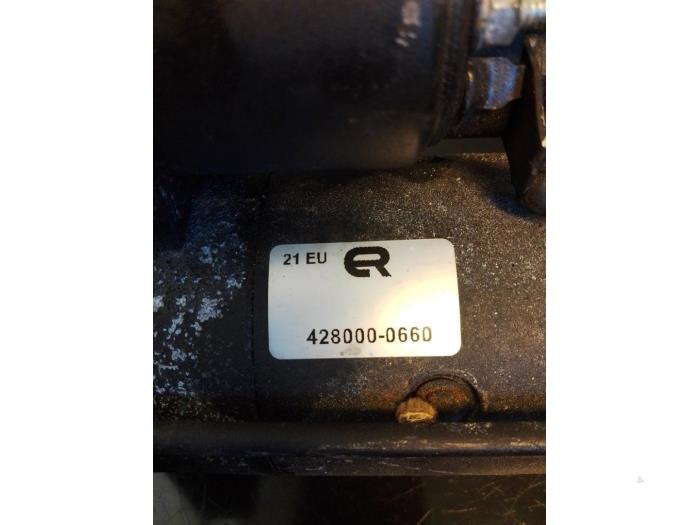 Gebrauchte Anlasser BMW 7 serie (E65/E66/E67) 730d 24V Preis € 40,00 Margenregelung angeboten von Umit Sloperij