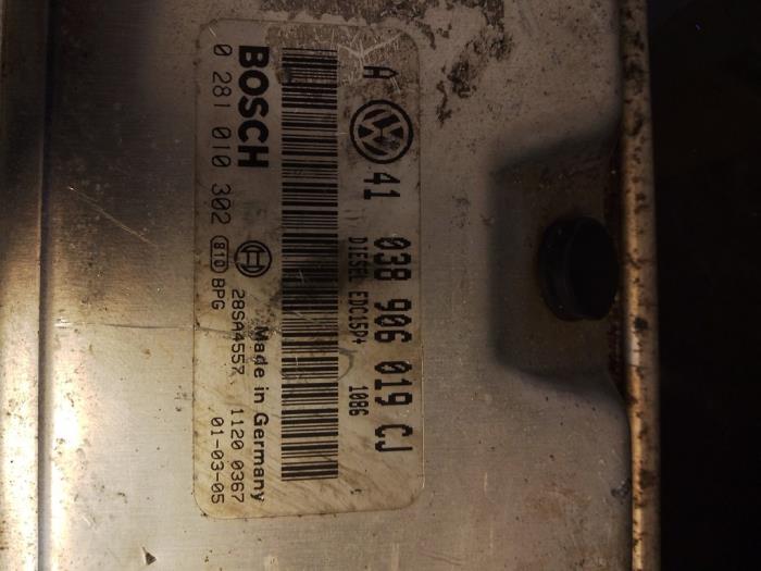 Used Engine management computer Volkswagen Bora (1J2) 1.9 TDI 115 Price € 80,00 Margin scheme offered by Umit Sloperij