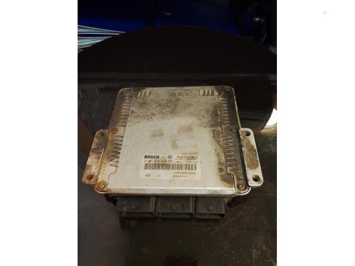 Used Engine management computer Renault Megane Break/Grandtour (KA) 1.9 dCi Price € 40,00 Margin scheme offered by Umit Sloperij