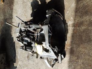 Usados Caja de cambios Fiat Stilo (192A/B) 1.6 16V 3-Drs. Precio € 200,00 Norma de margen ofrecido por Umit Sloperij