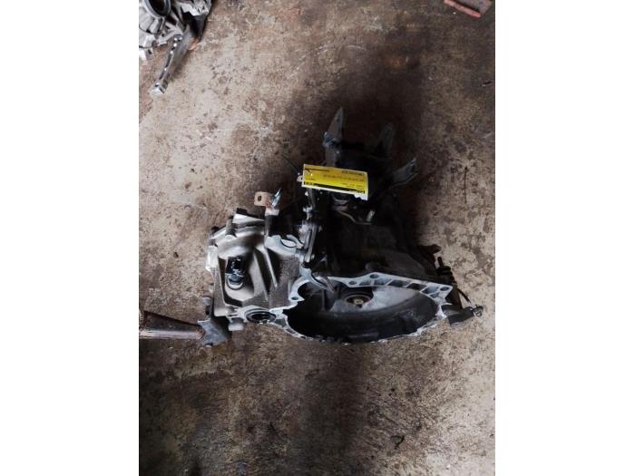 Usagé Boîte de vitesse Hyundai Getz 1.3i 12V Prix € 120,00 Règlement à la marge proposé par Umit Sloperij