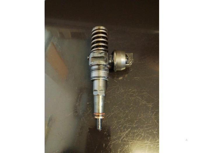 Usagé Injecteurs Ford Galaxy (WGR) 1.9 TDI Prix € 70,00 Règlement à la marge proposé par Umit Sloperij
