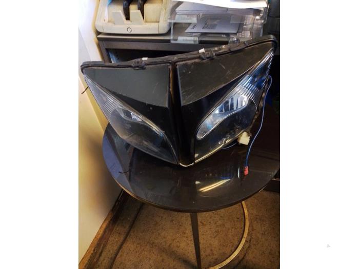Używane Silnik reflektora Honda e:NY1 Cena € 40,00 Procedura marży oferowane przez Umit Sloperij